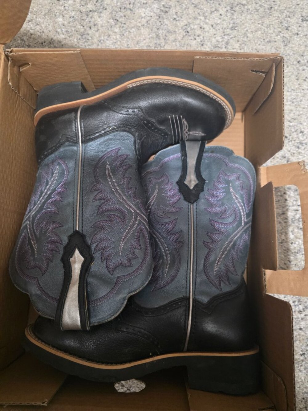 Ariat fatbaby western boots